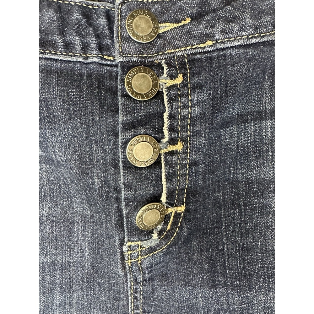 Simply Vera Vera Wang Denim Shorts Women's 16 Mid Rise Stretch Button Fly‎ - Picture 3 of 9